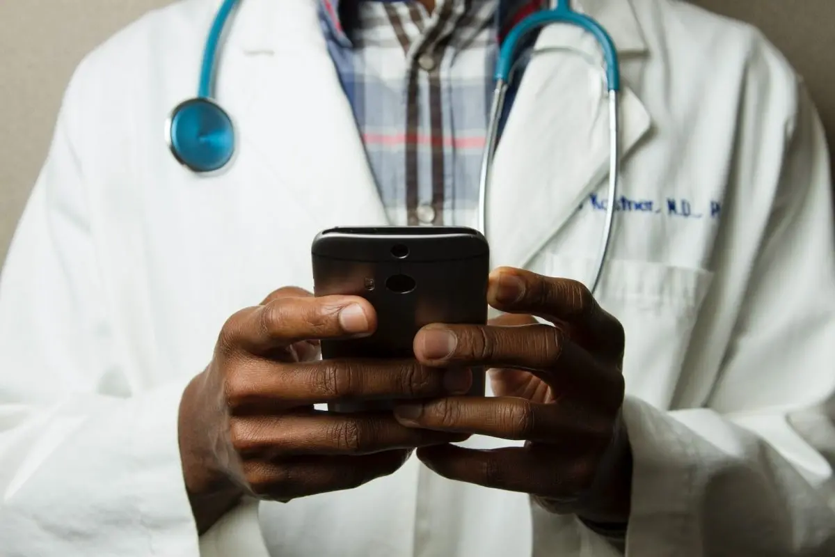7 Best Healthcare and Medical Business Ideas In 2021 3 Photo by National Cancer Institute on Unsplash