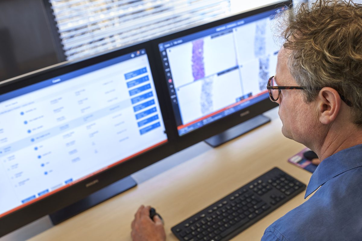 News Philips Introduces Next-generation Digital Pathology Suite-IntelliSite