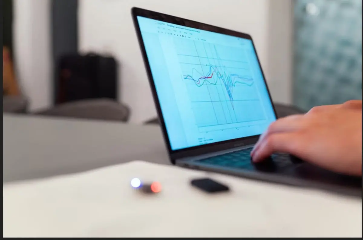 AI-Analyzed Crowd-Sourced Data in the Medical World