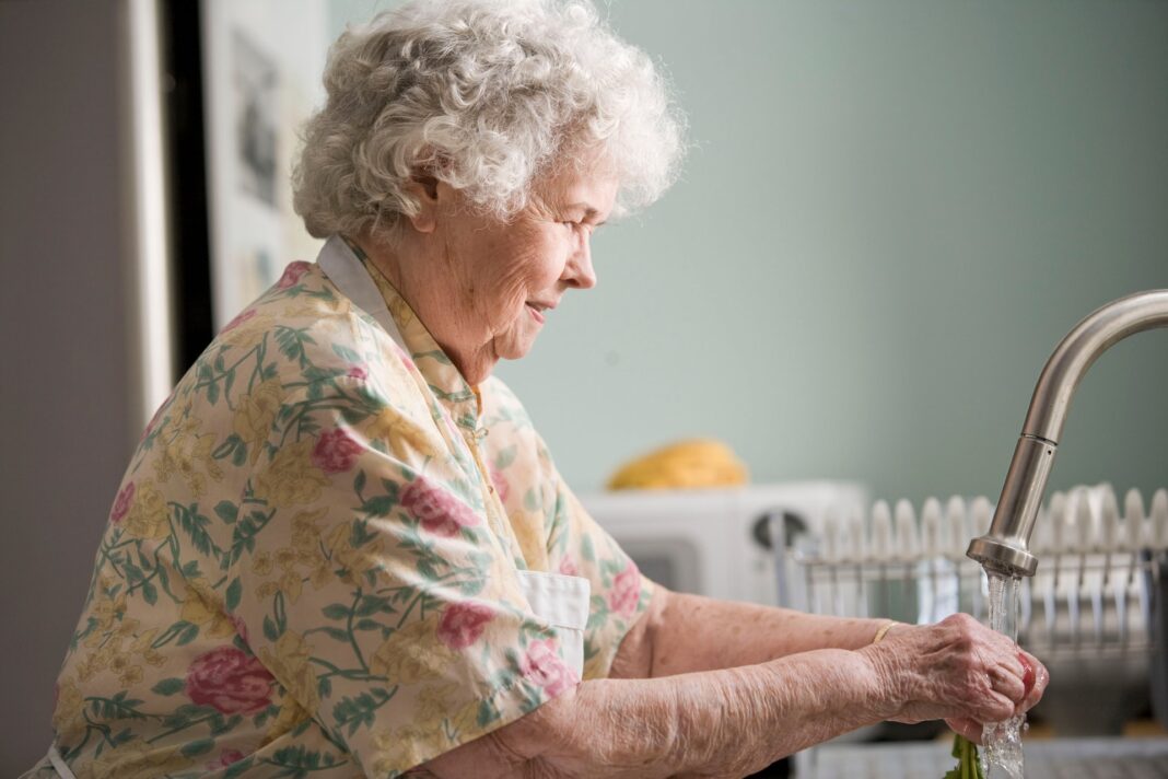 Technology That Can Help To Improve Elderly Care