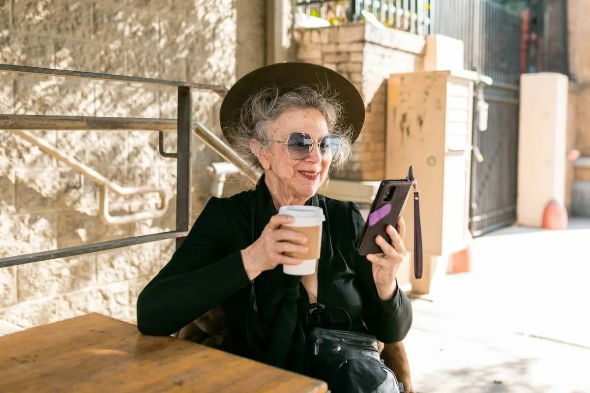 Maintaining Health as a Senior: 7 Strategies for Optimal Well-Being 1 Health as a Senior