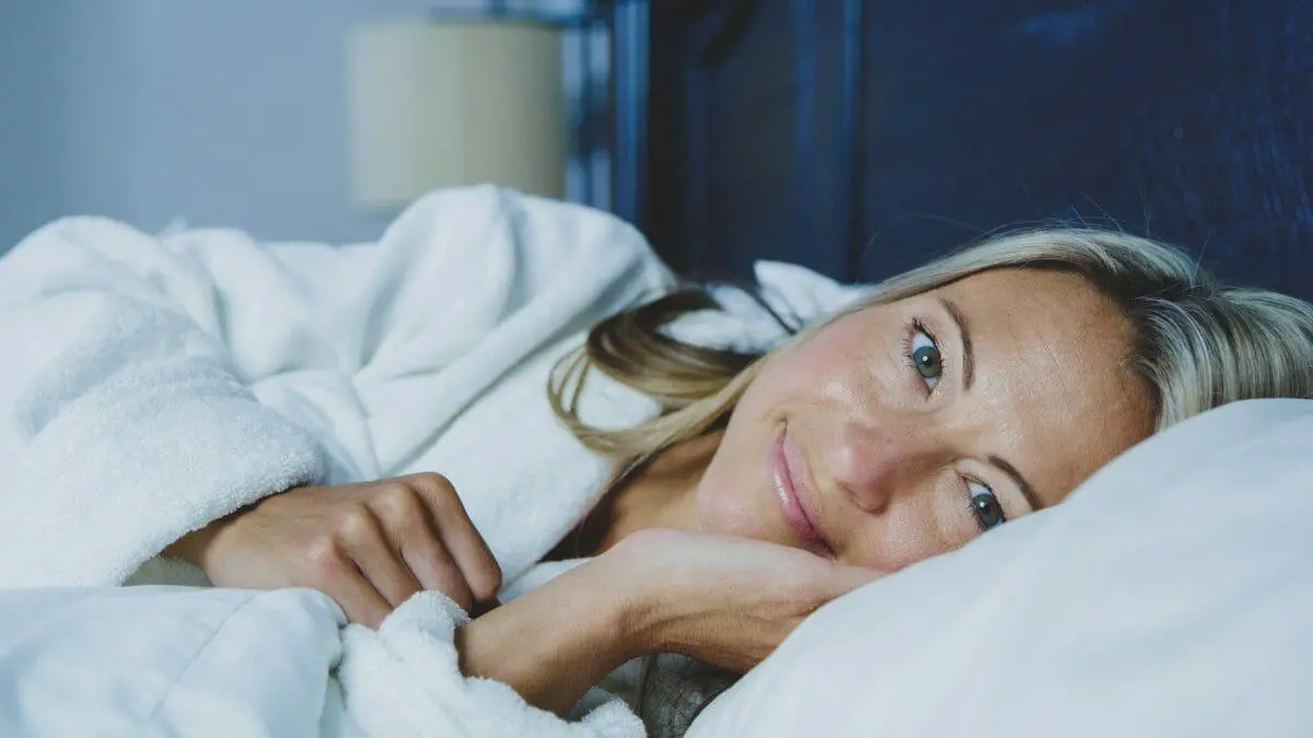 Maximizing Your Sleep: Creating the Perfect Sleep Environment 1 Maximizing Your Sleep