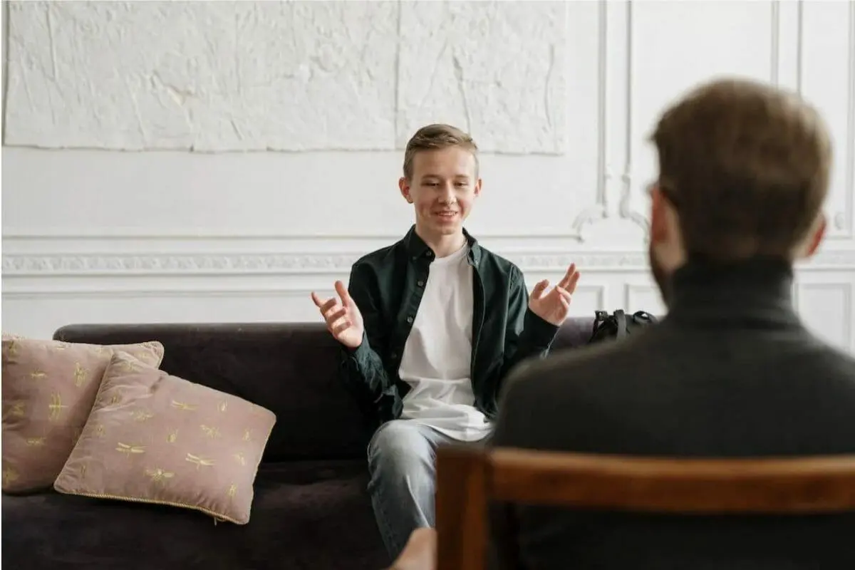 Why Seek Therapy? 6 Compelling Reasons to Invest in Your Mental Health 6 Mental Health and therapy