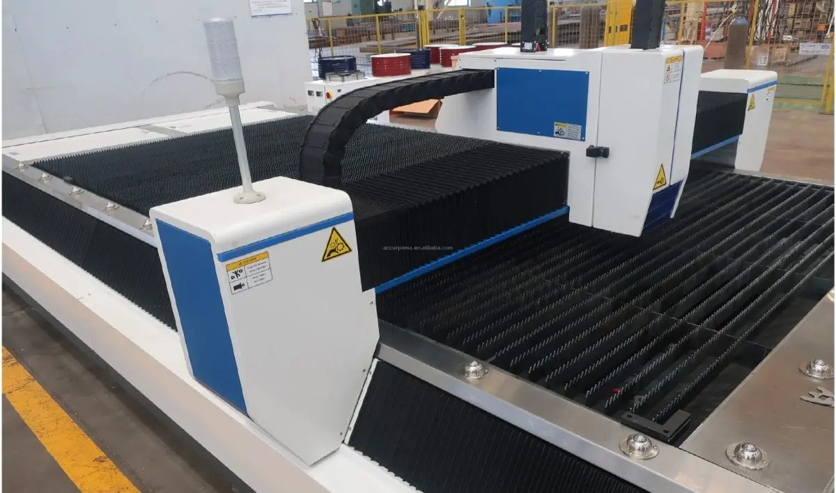 Laser Cutting in Medical Device Manufacturing: A Comprehensive Guide 2 Selecting the Right Laser Cutting Equipment