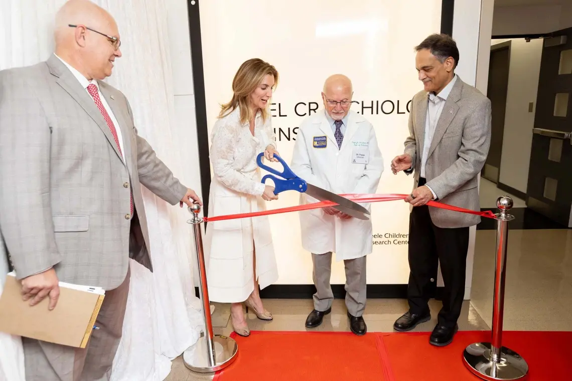 Daniel Cracchiolo Institute Opens at Steele Children’s Research Center