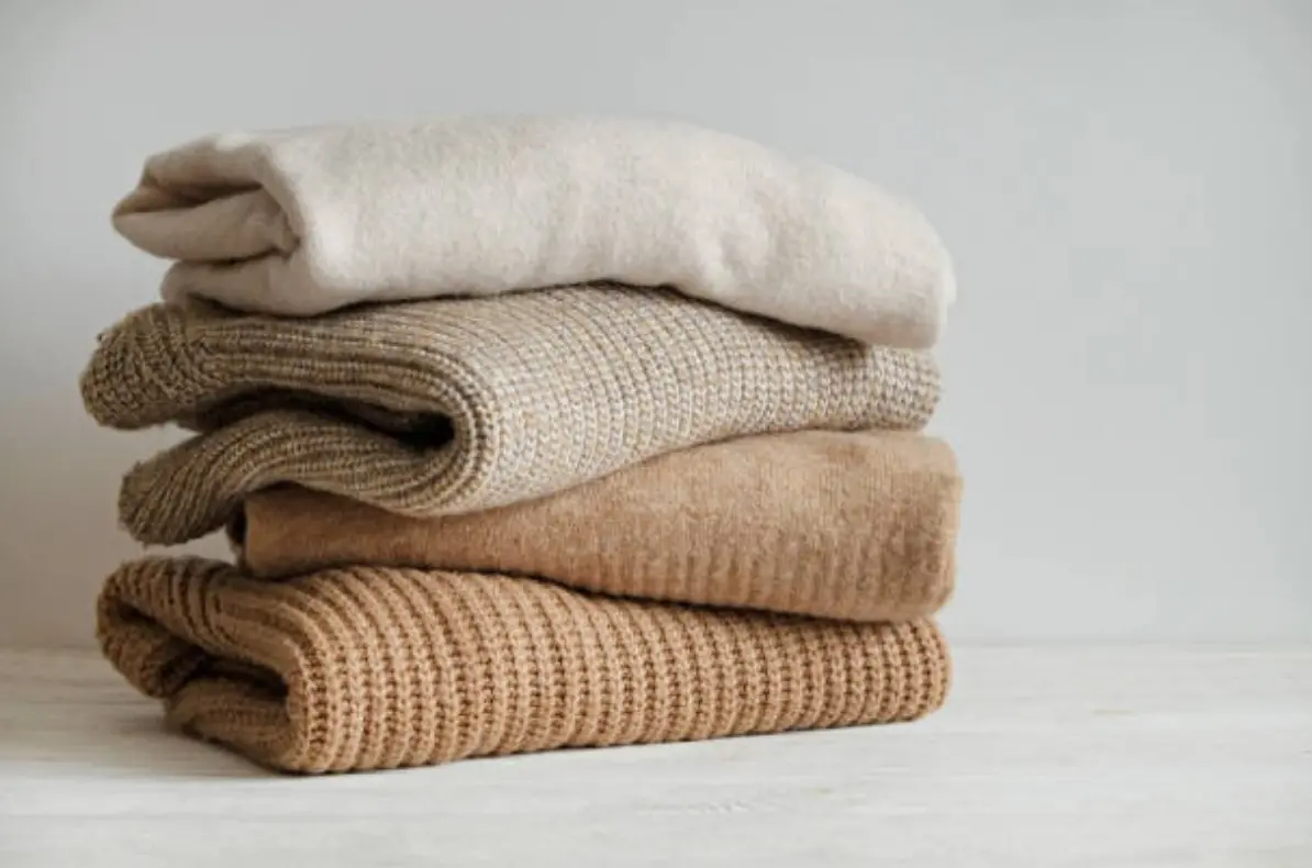 White Cashmere Knitwear